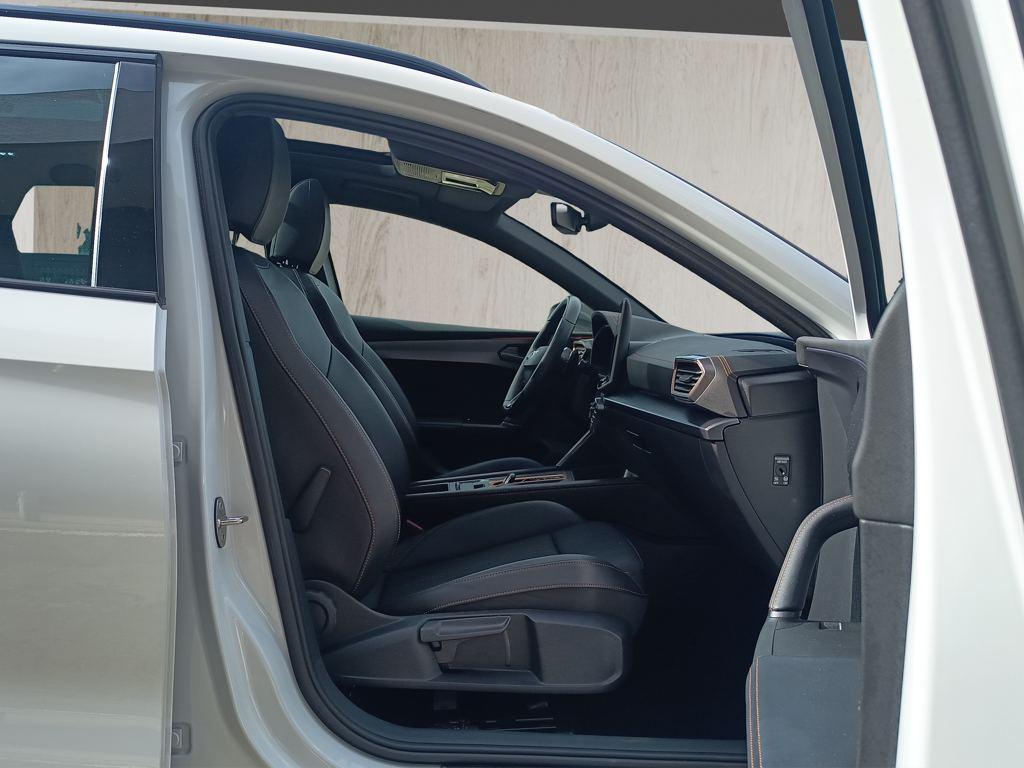 CUPRA Leon Sportstourer 1.5 eTSI DSG 110 kW (150 CV) - 4