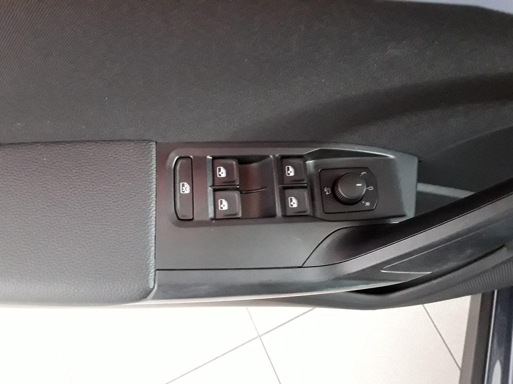 SEAT Arona 1.0 TSI FR Special Edition 85 kW (115 CV) - 13