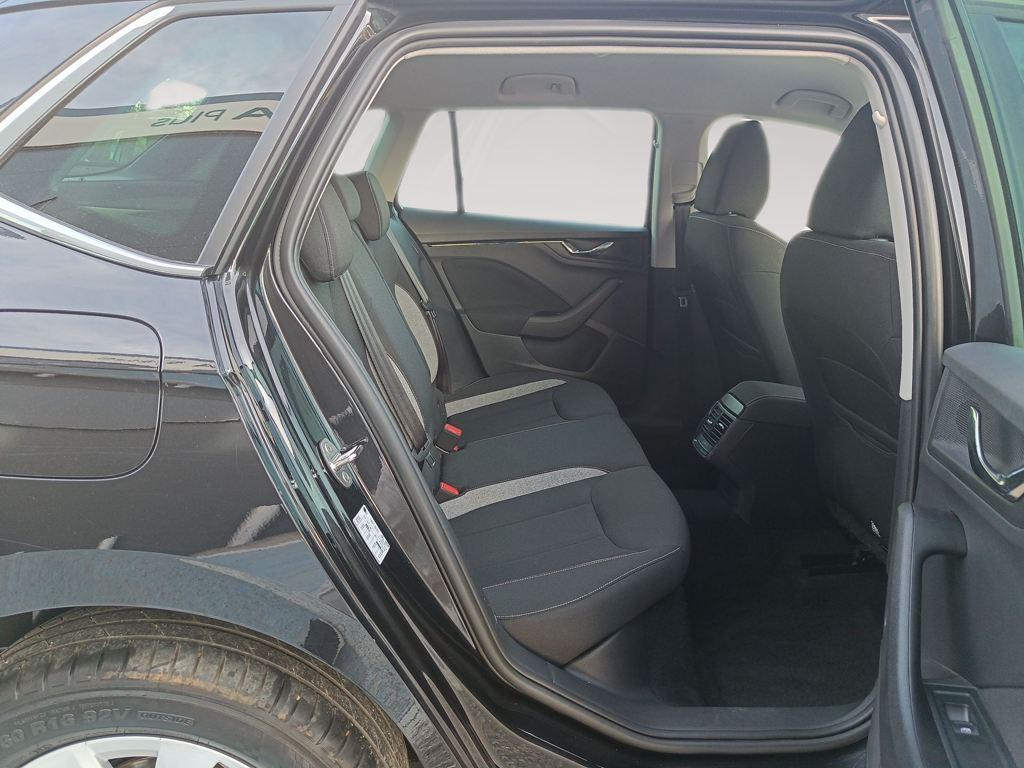 Skoda Kamiq 1.0 TSI Selection 85 kW (115 CV) - 5