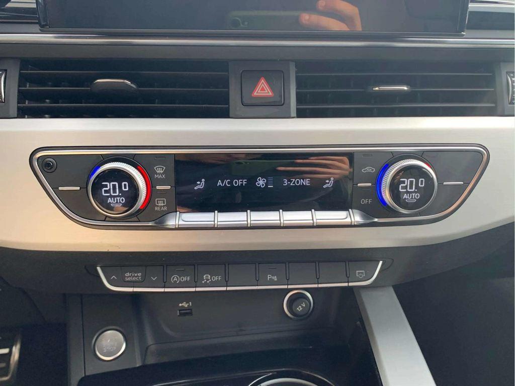 Audi A4 Avant Black line 40 TDI quattro 150 kW (204 CV) S tronic - 14