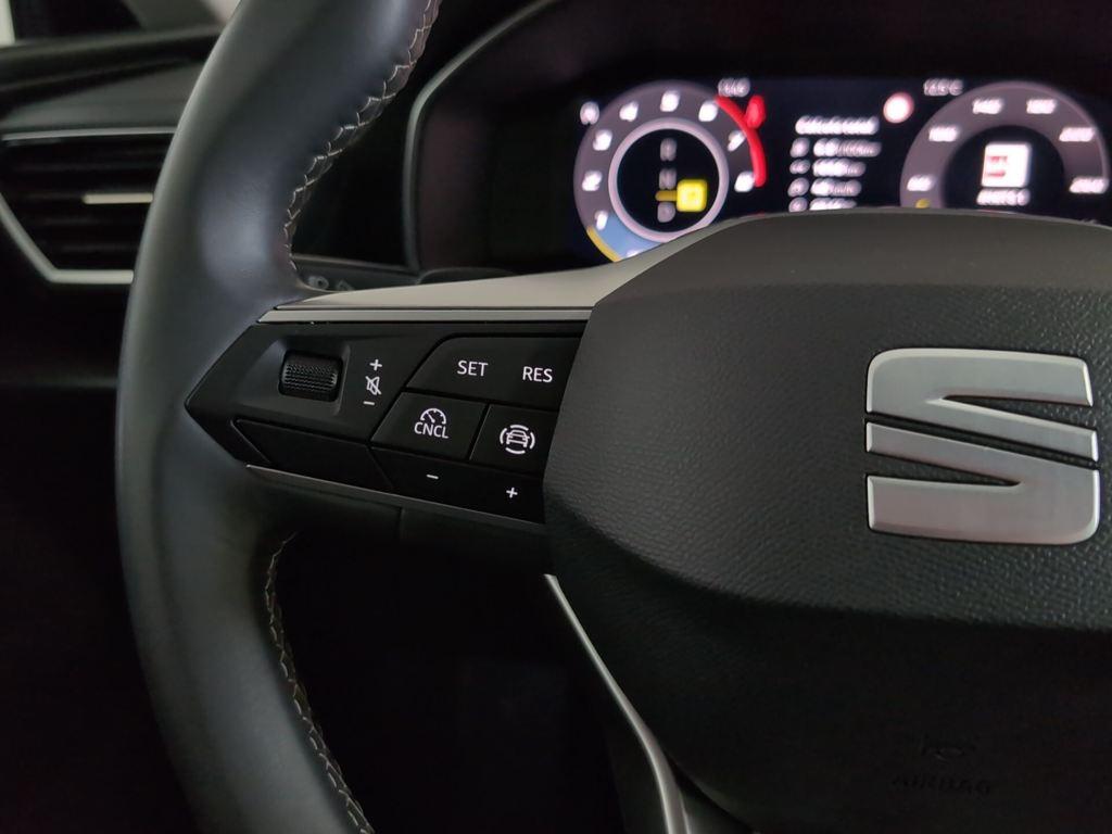 SEAT León 1.5 eTSI Style 25 Aniversario DSG 85 kW (116 CV) - 16