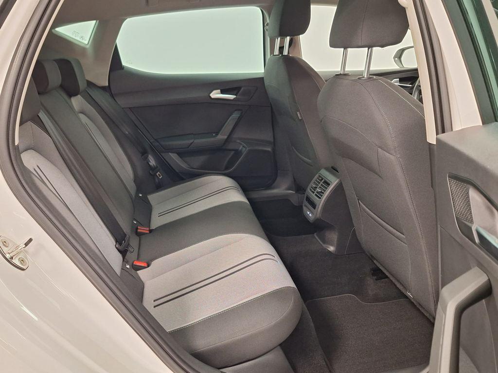 SEAT León 2.0 TDI S&S Style Go S 85 kW (115 CV) - 5