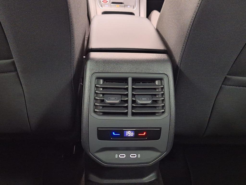 SEAT León 2.0 TDI S&S Style Go S 85 kW (115 CV) - 16