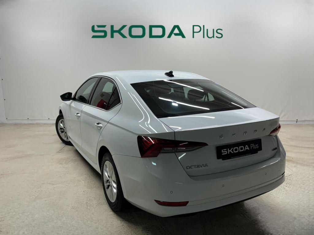 Skoda Octavia 1.0 TSI mHEV Ambition DSG 81 kW (110 CV) - 1