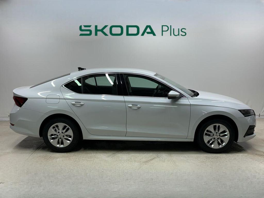 Skoda Octavia 1.0 TSI mHEV Ambition DSG 81 kW (110 CV) - 2