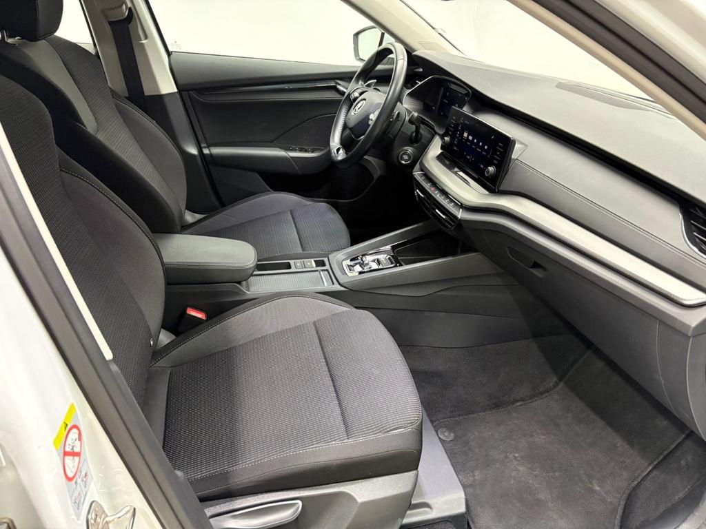 Skoda Octavia 1.0 TSI mHEV Ambition DSG 81 kW (110 CV) - 4