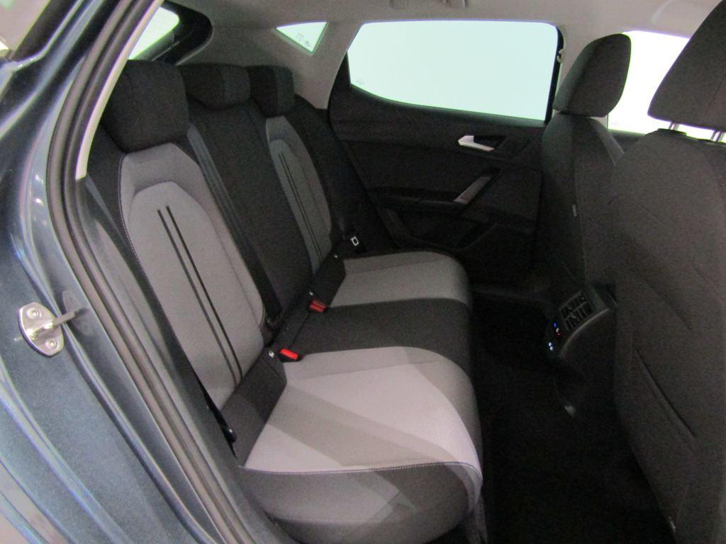 SEAT León 1.5 eTSI Style 25 Aniversario DSG 85 kW (116 CV) - 5