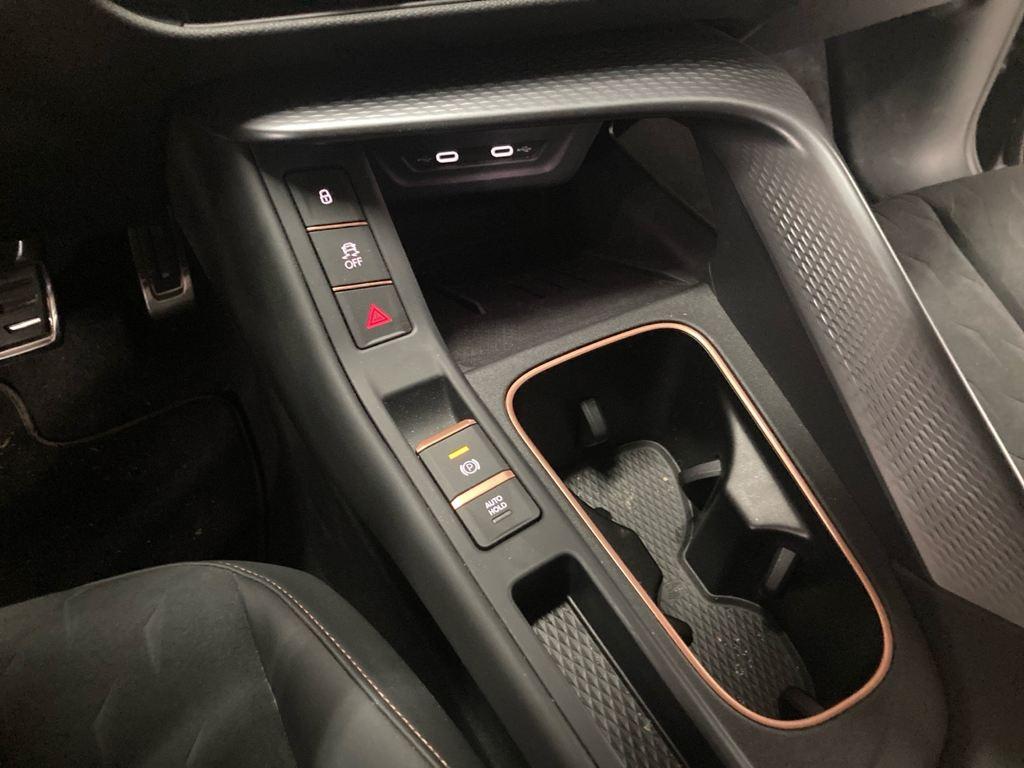 CUPRA Terramar 1.5 TSI e-Hybrid DSG 150 kW (204 CV) - 10