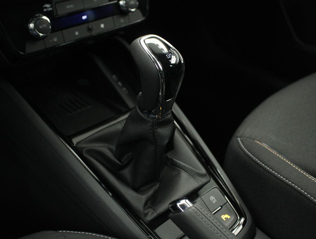 Skoda Kamiq 1.0 TSI Selection DSG 85 kW (115 CV) - 9