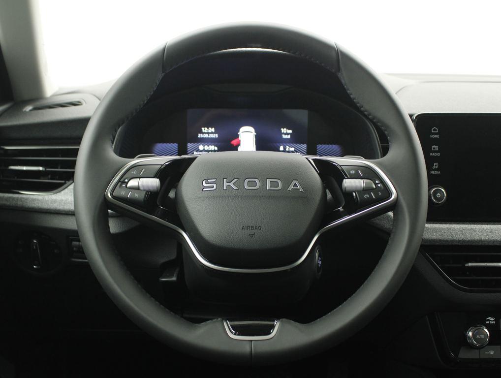 Skoda Kamiq 1.0 TSI Selection DSG 85 kW (115 CV) - 12