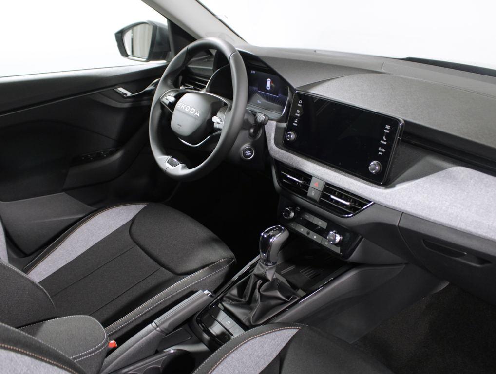 Skoda Kamiq 1.0 TSI Selection DSG 85 kW (115 CV) - 13