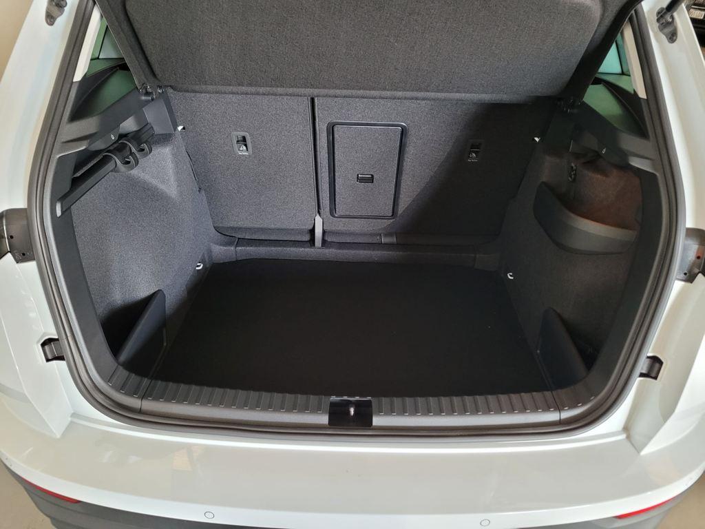 Skoda Karoq 1.0 TSI Selection 85 kW (116 CV) - 6