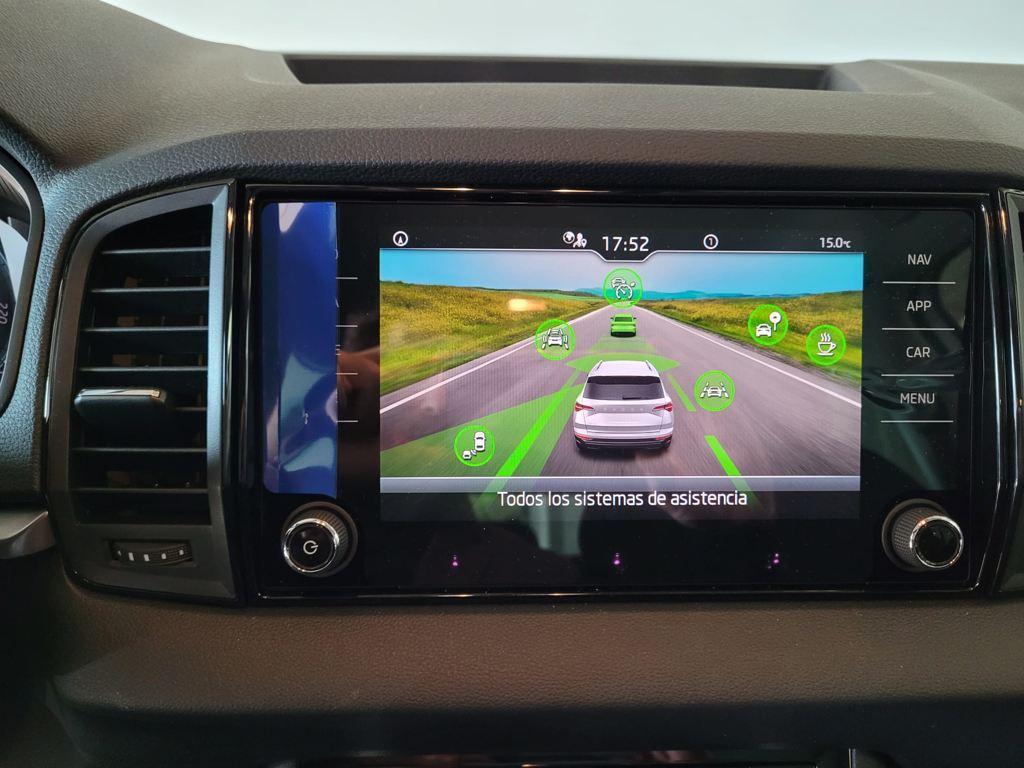 Skoda Karoq 1.0 TSI Selection 85 kW (116 CV) - 8