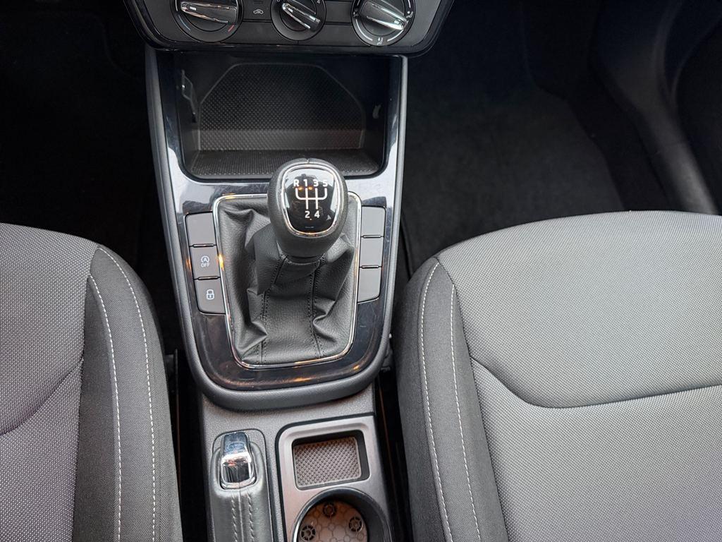 Skoda Fabia 1.0 TSI Selection 70 kW (95 CV) - 10