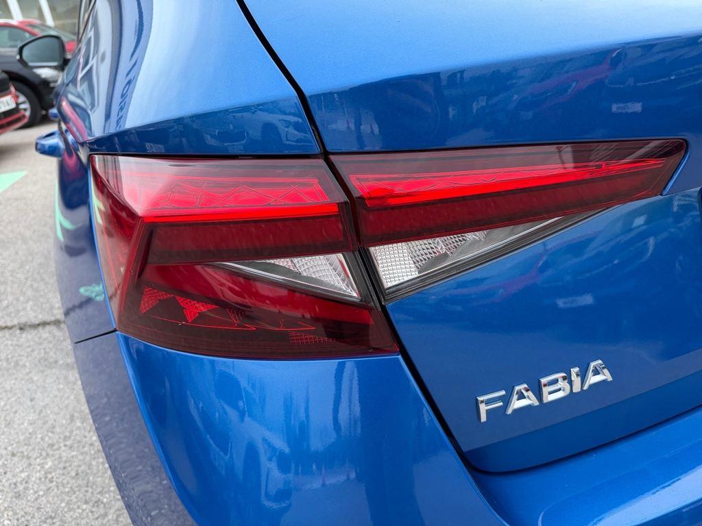 Skoda Fabia 1.0 TSI Selection 70 kW (95 CV) - 18
