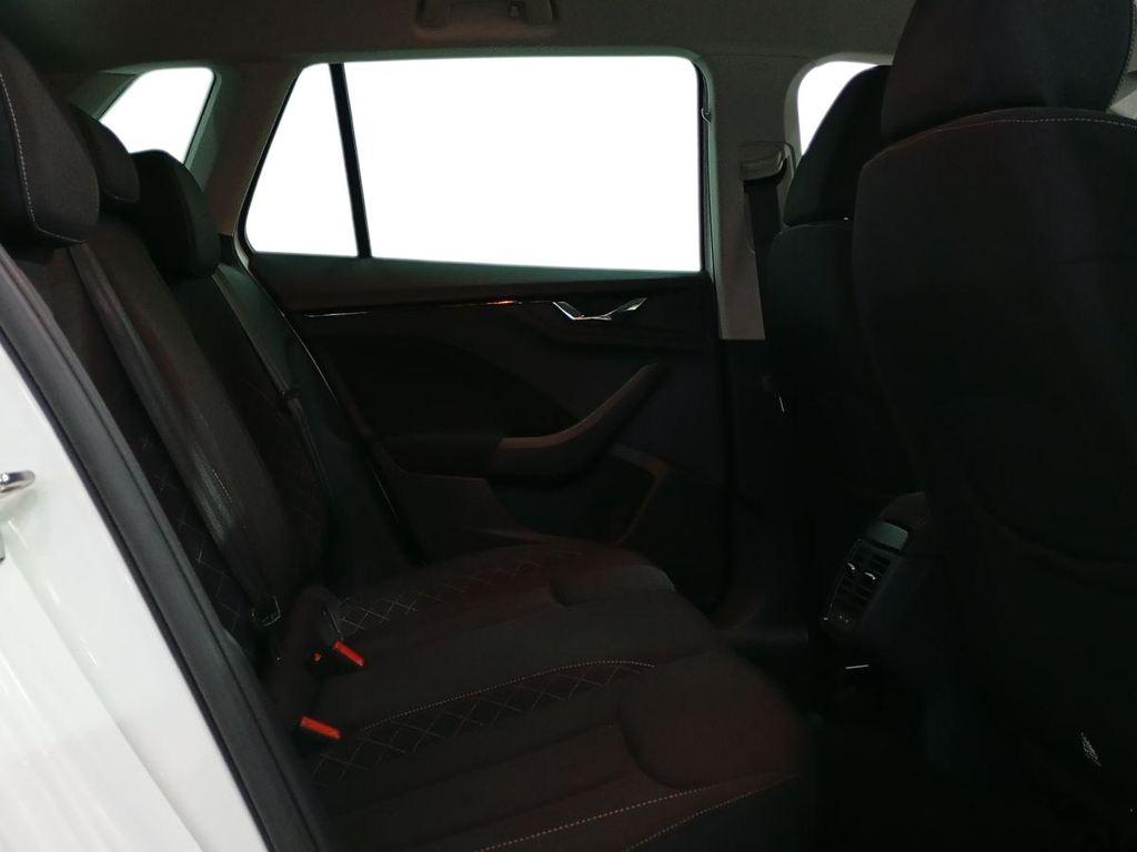 Skoda Kamiq 1.0 TSI Ambition DSG 81 kW (110 CV) - 5