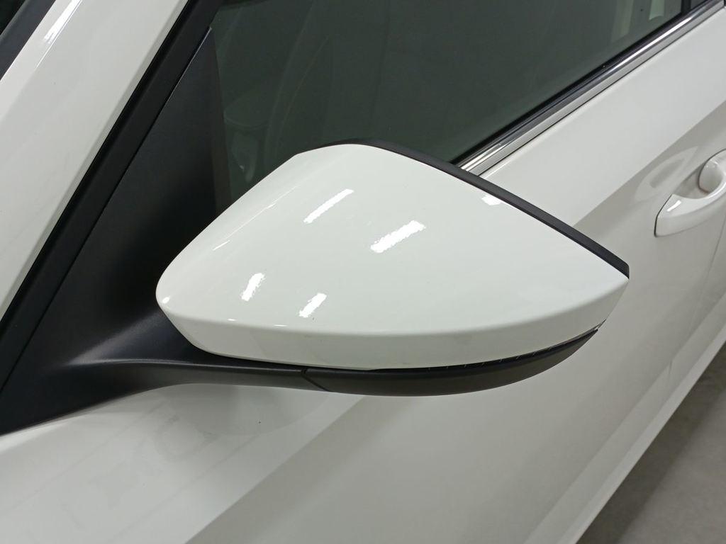 Skoda Kamiq 1.0 TSI Ambition DSG 81 kW (110 CV) - 9