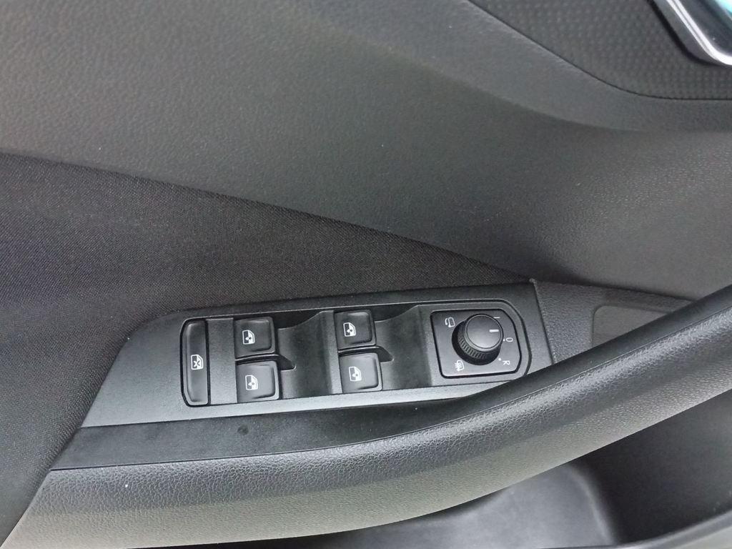 Skoda Kamiq 1.0 TSI Ambition DSG 81 kW (110 CV) - 13