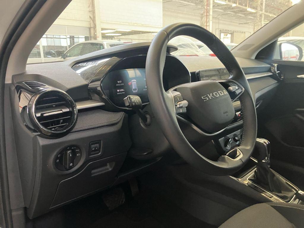 Skoda Fabia 1.0 TSI Selection DSG 85 kW (115 CV) - 14