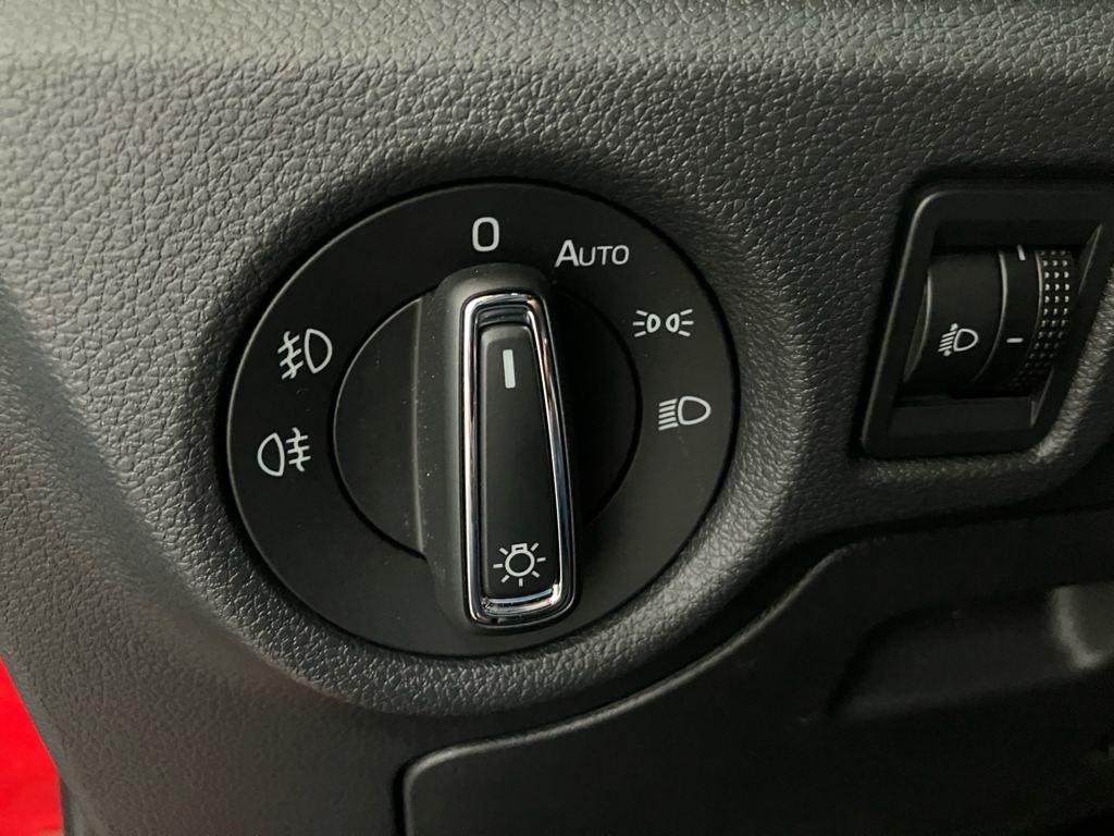 Skoda Kamiq 1.0 TSI Selection DSG 85 kW (115 CV) - 10