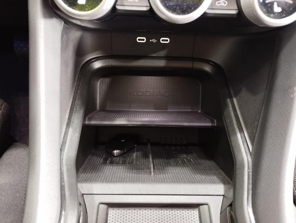 Skoda Kodiaq 1.5 TSI m-HEV Selection DSG 110 kW (150 CV) - 12