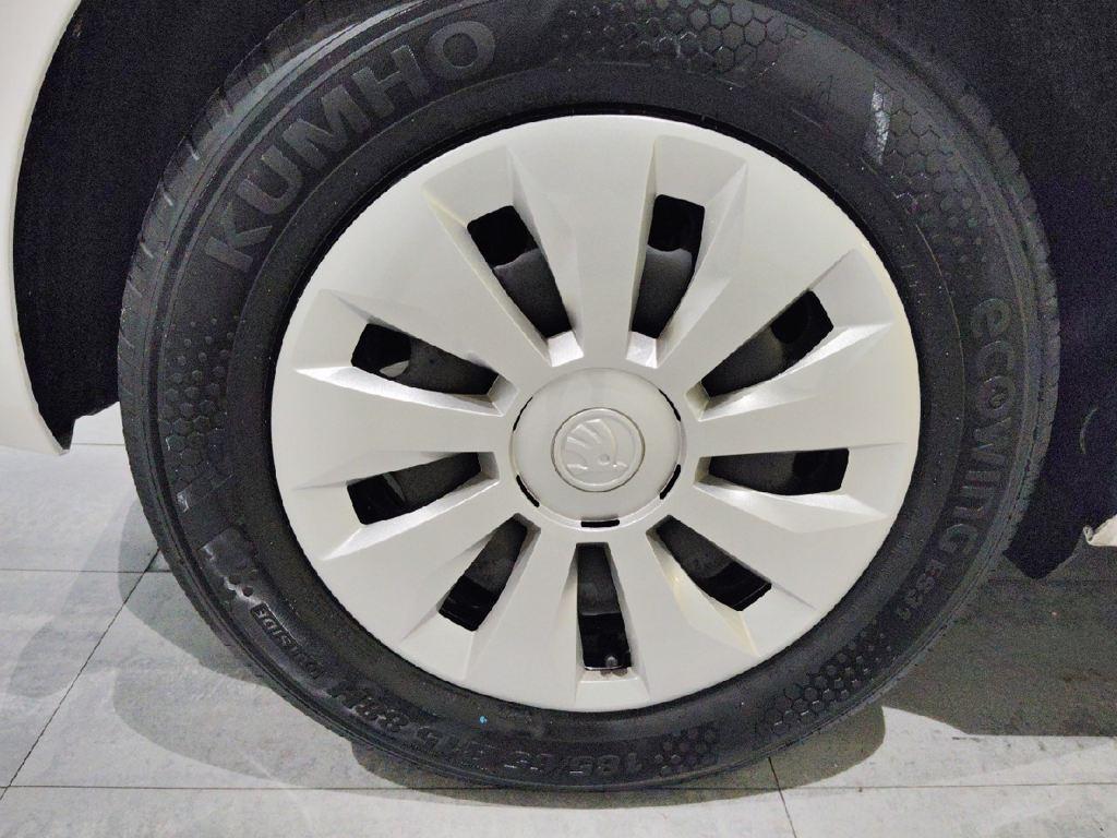 Skoda Fabia 1.0 TSI Active 70 kW (95 CV) - 7