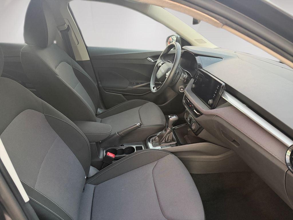 Skoda Fabia 1.0 TSI Selection DSG 85 kW (115 CV) - 4