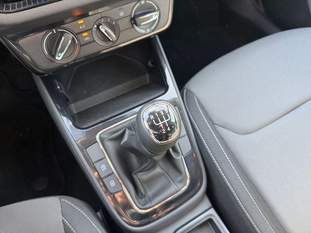 Skoda Fabia 1.0 TSI Selection 70 kW (95 CV) - 10