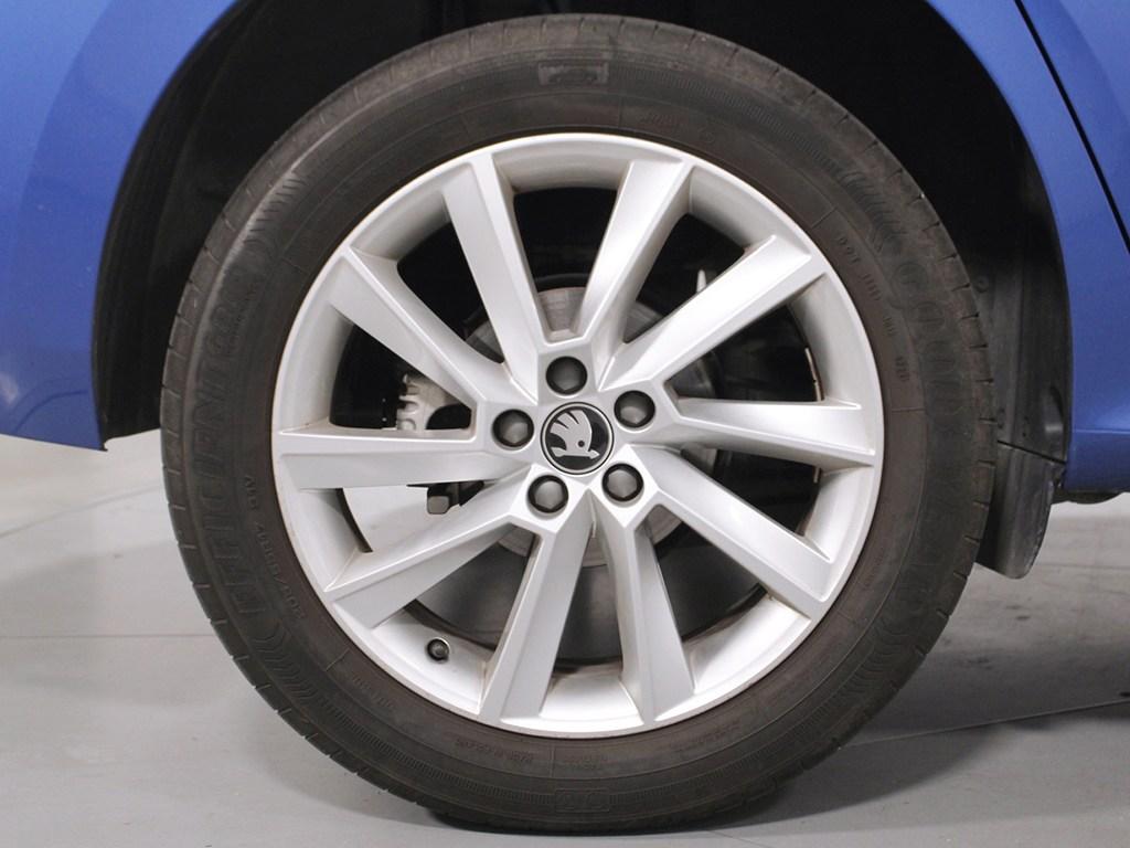 Skoda Kamiq 1.5 TSI Design DSG 110 kW (150 CV) - 7