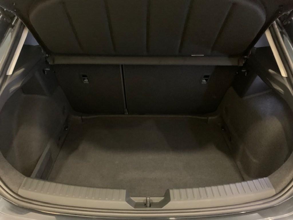 SEAT León 1.5 TSI S&S Style 25 Aniversario 85 kW (116 CV) - 6