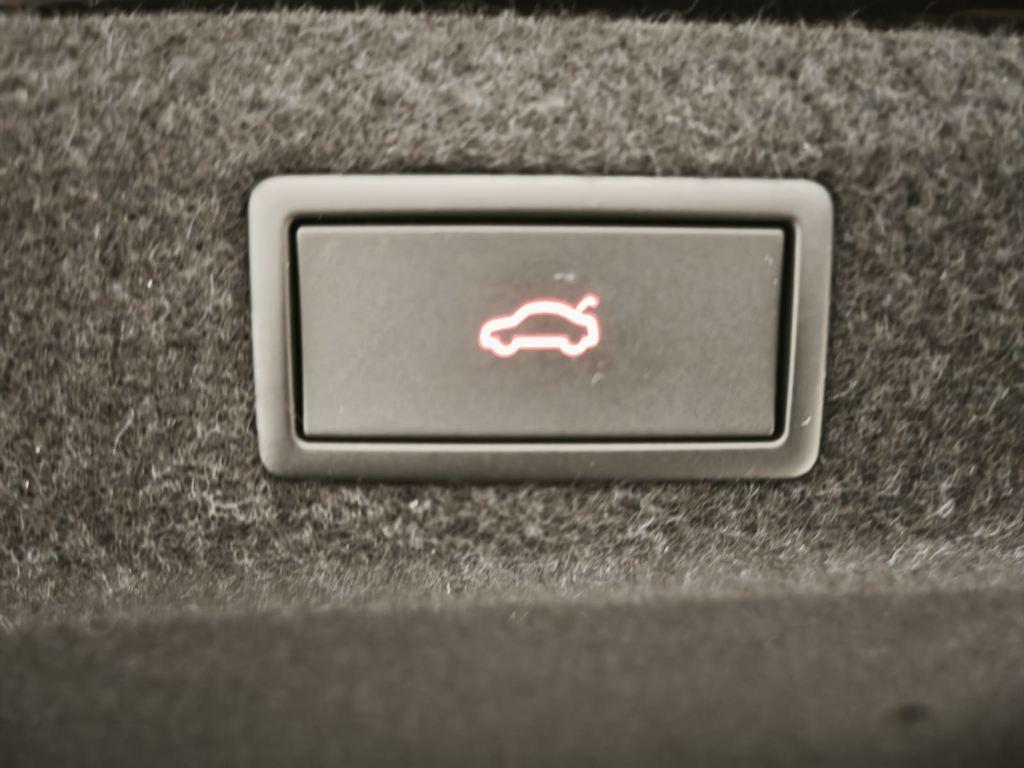 Skoda Octavia 2.0 TSI RS DSG 195 kW (265 CV) - 8