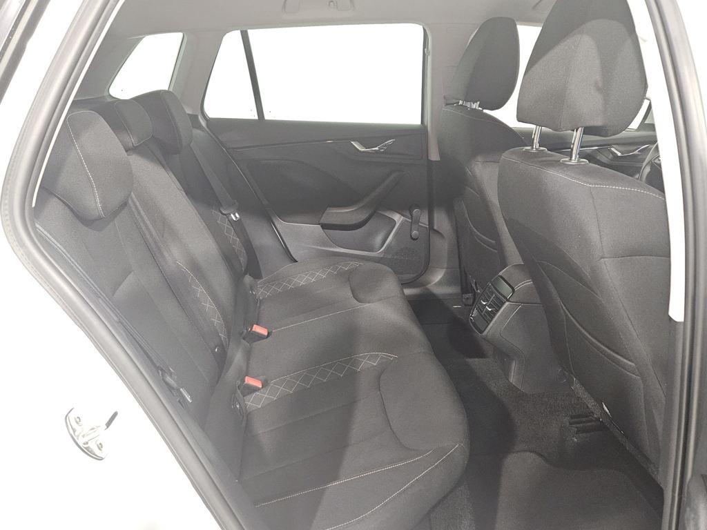 Skoda Kamiq 1.5 TSI Ambition 110 kW (150 CV) - 5