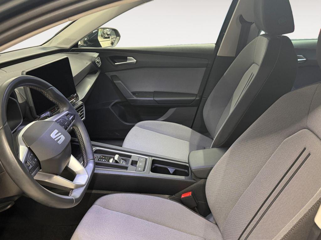 SEAT León 1.5 eTSI Style XS DSG 85 kW (116 CV) - 9