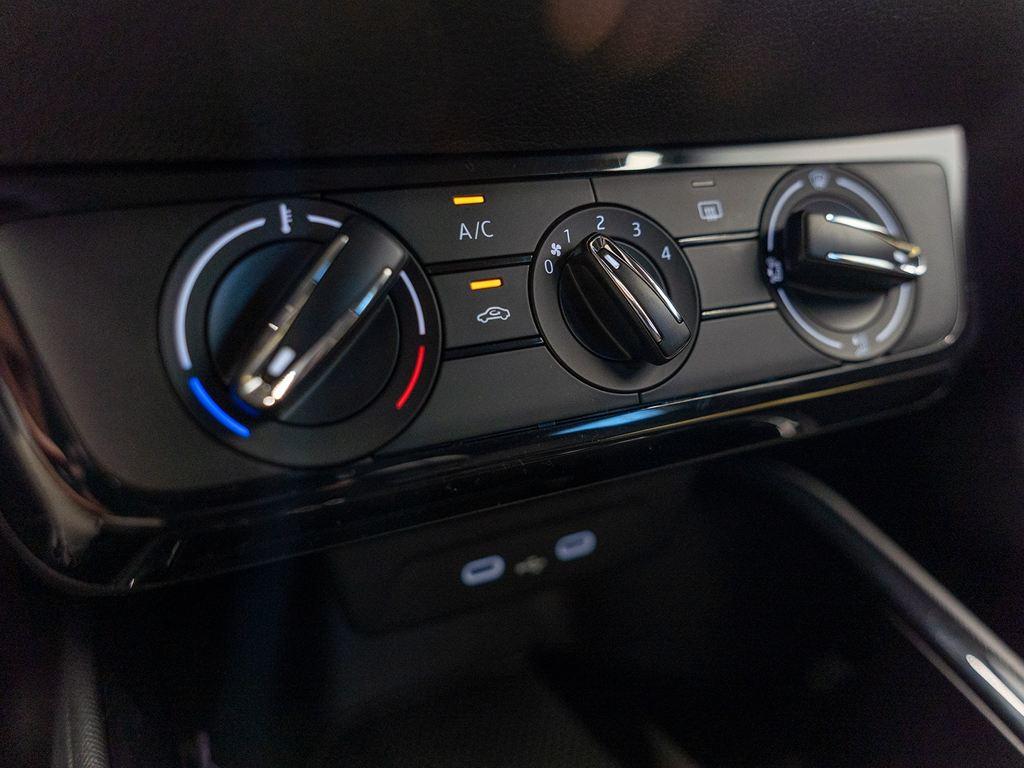 Skoda Fabia 1.0 TSI Selection 70 kW (95 CV) - 12