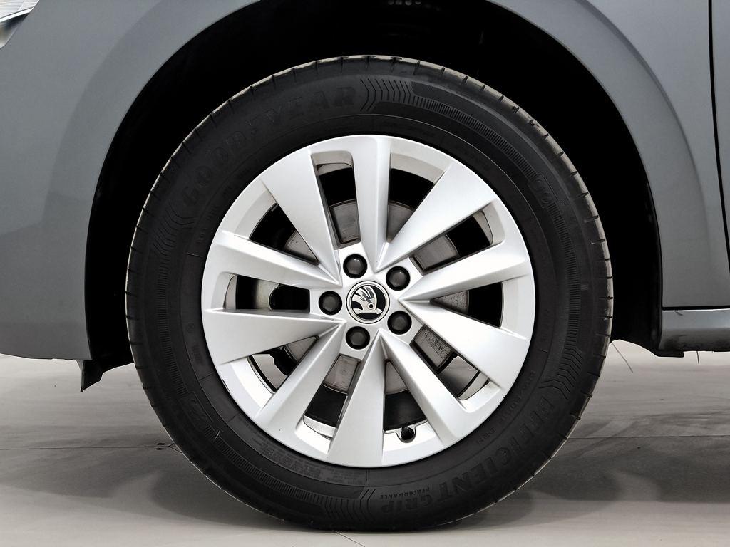 Skoda Kamiq 1.0 TSI Selection 85 kW (115 CV) - 7