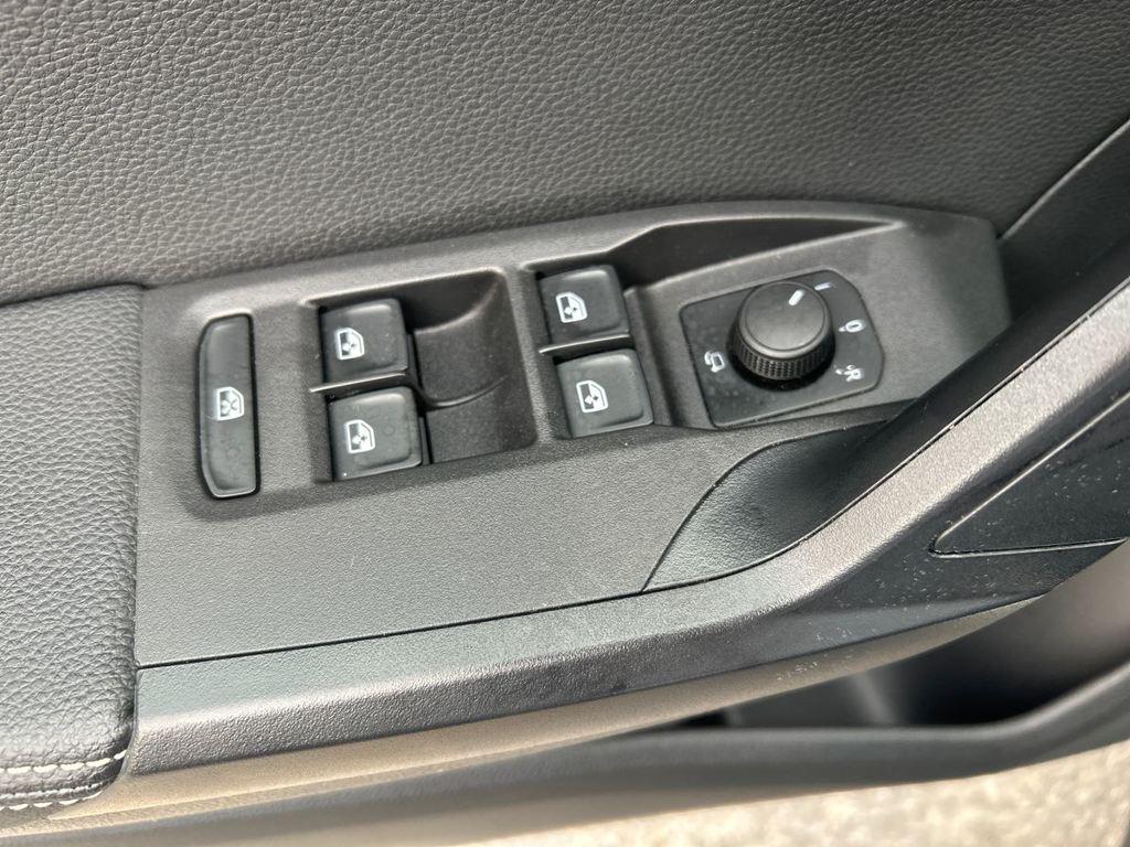 SEAT Arona 1.0 TSI S&S Xperience XM DSG 85 kW (115 CV) - 12