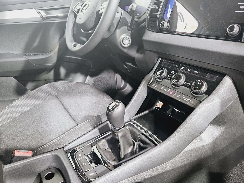 Skoda Karoq 1.0 TSI Selection 81 kW (110 CV) - 10