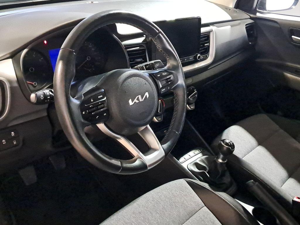 Kia Stonic 1.2 DPi Concept 62 kW (84 CV) - 9