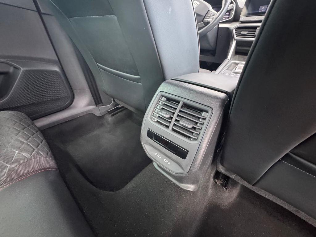 SEAT León ST 1.5 eTSI S&S FR Special Edition Vision DSG 110 kW (150 CV) - 10