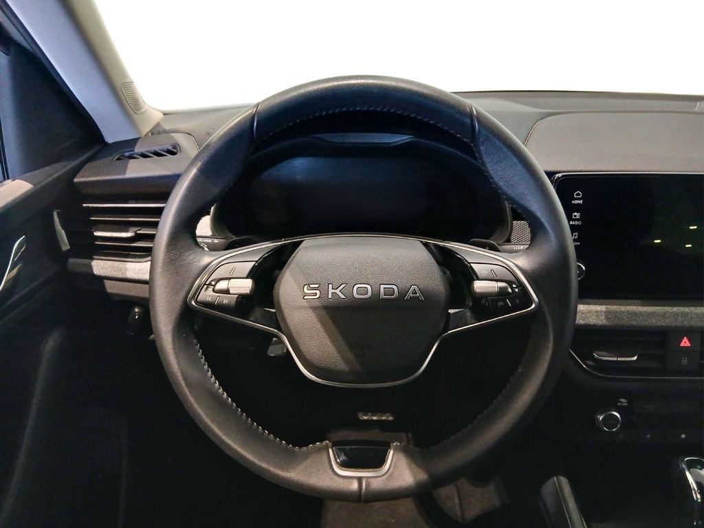 Skoda Kamiq 1.0 TSI Selection DSG 85 kW (115 CV) - 8