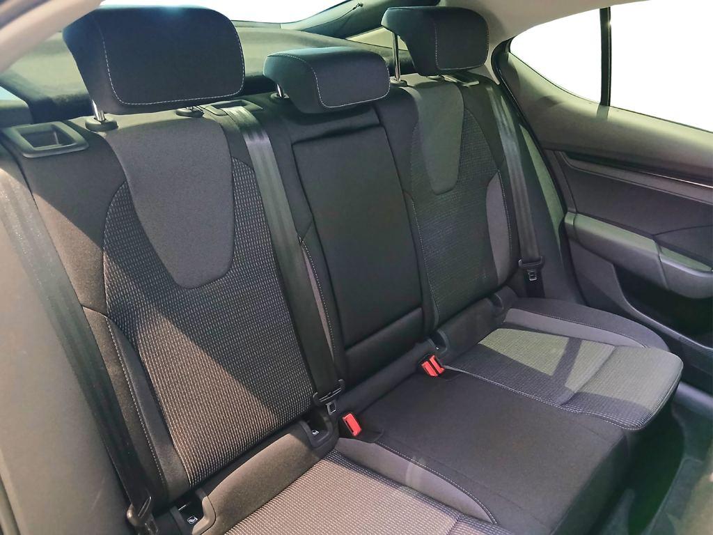 Skoda Octavia 2.0 TDI Selection DSG 110 kW (150 CV) - 5