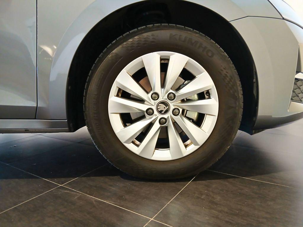 Skoda Octavia 2.0 TDI Selection DSG 110 kW (150 CV) - 7