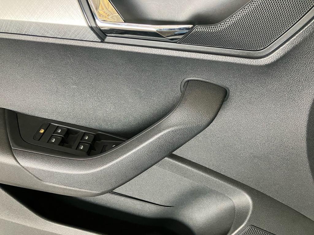 Skoda Karoq 1.5 TSI ACT Selection DSG 110 kW (150 CV) - 9