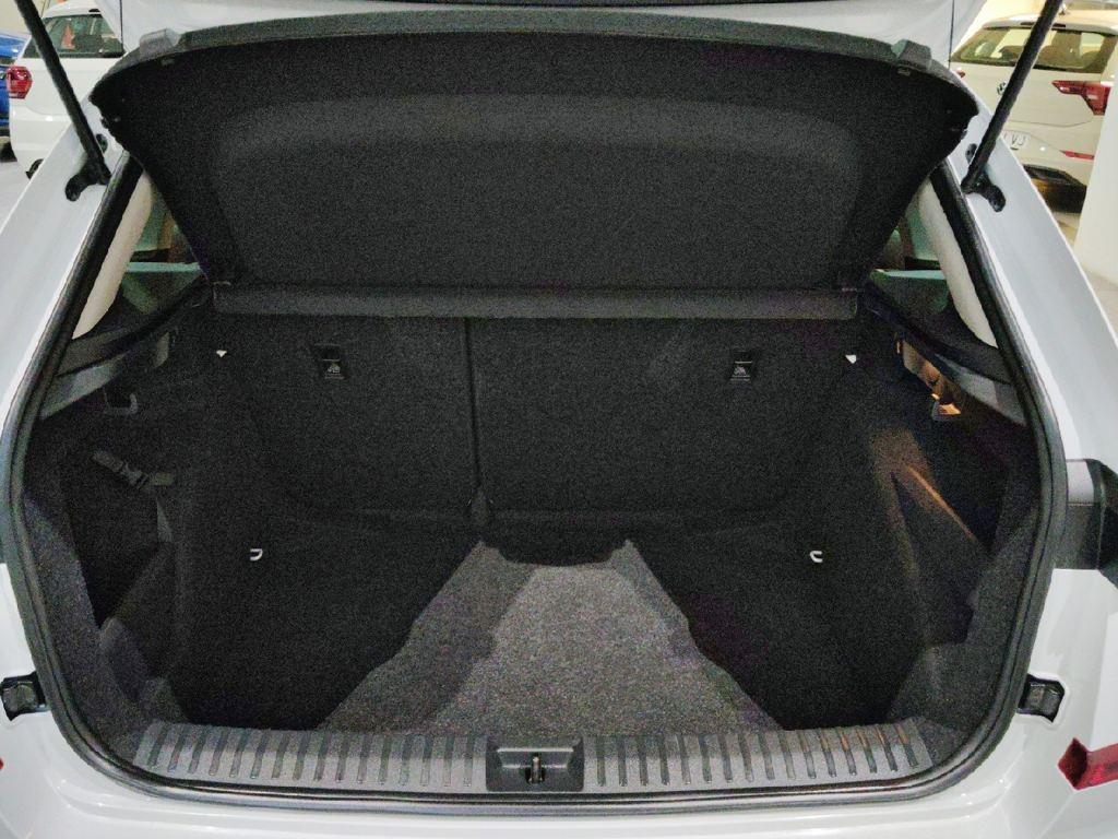 Skoda Kamiq 1.0 TSI Selection 85 kW (115 CV) - 6