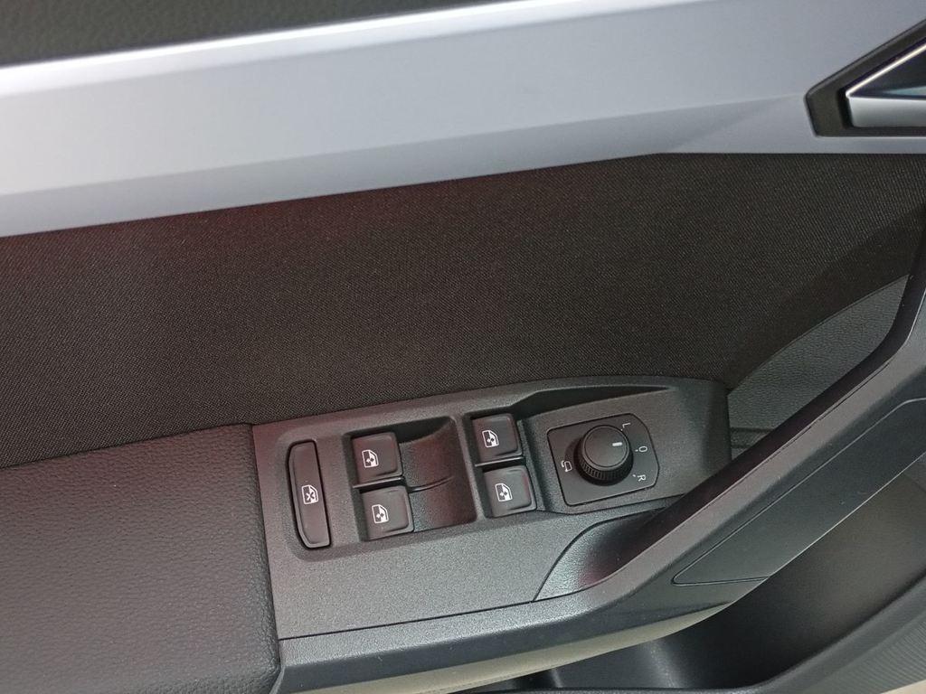 SEAT Ibiza 1.0 TSI FR Salta 85 kW (115 CV) - 12