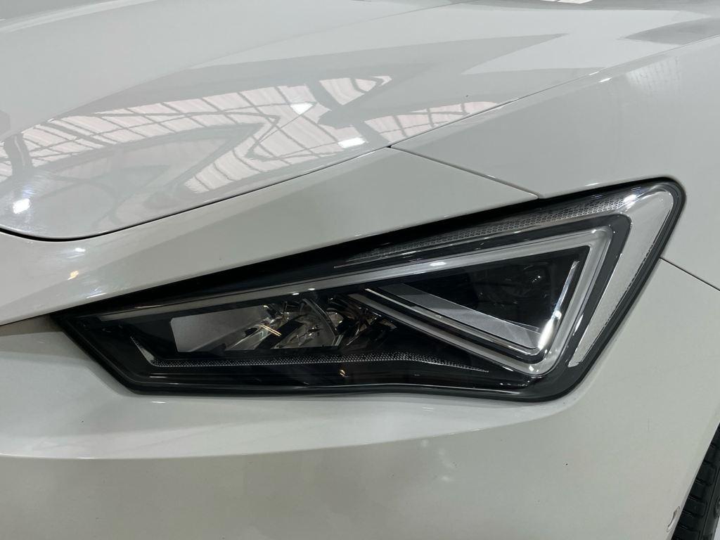 SEAT León 1.5 eTSI S&S FR Go L DSG 110 kW (150 CV) - 11