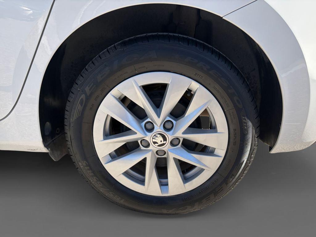 Skoda Fabia 1.0 TSI Ambition 70 kW (95 CV) - 7