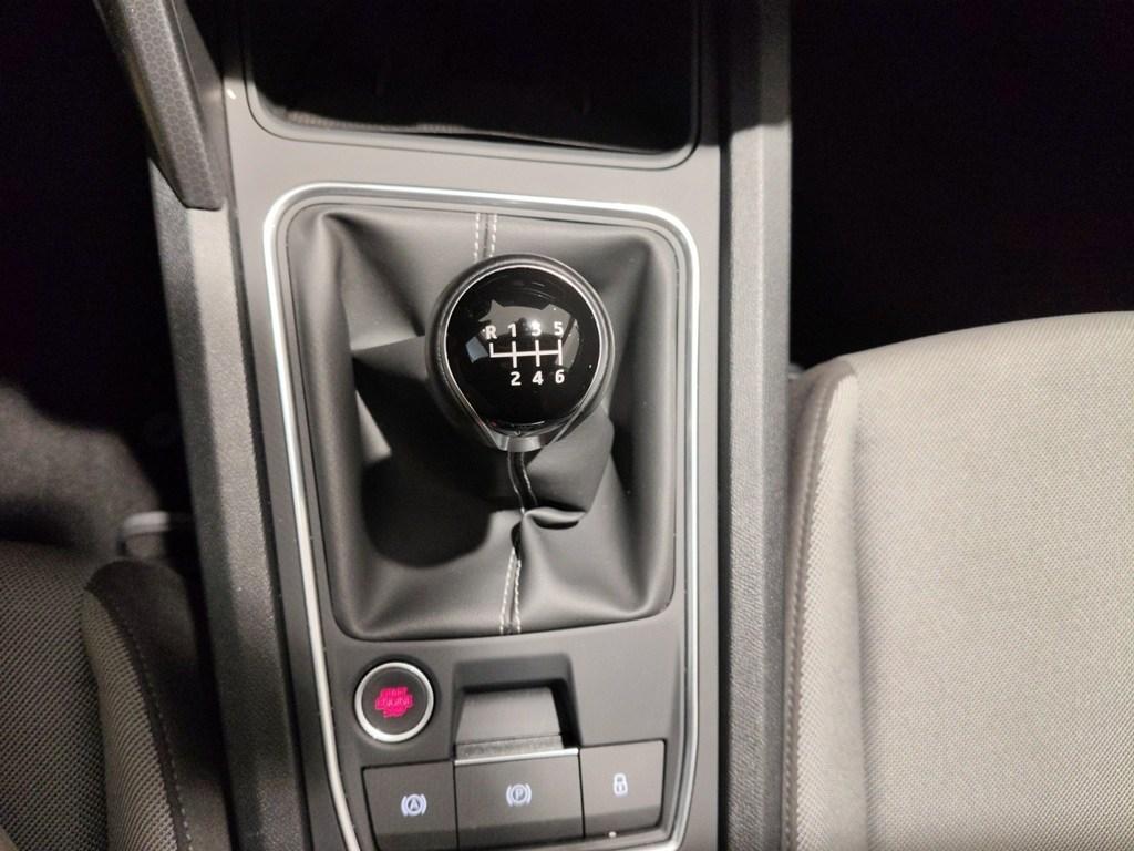 SEAT León 1.5 TSI S&S Style 25 Aniversario 85 kW (116 CV) - 14