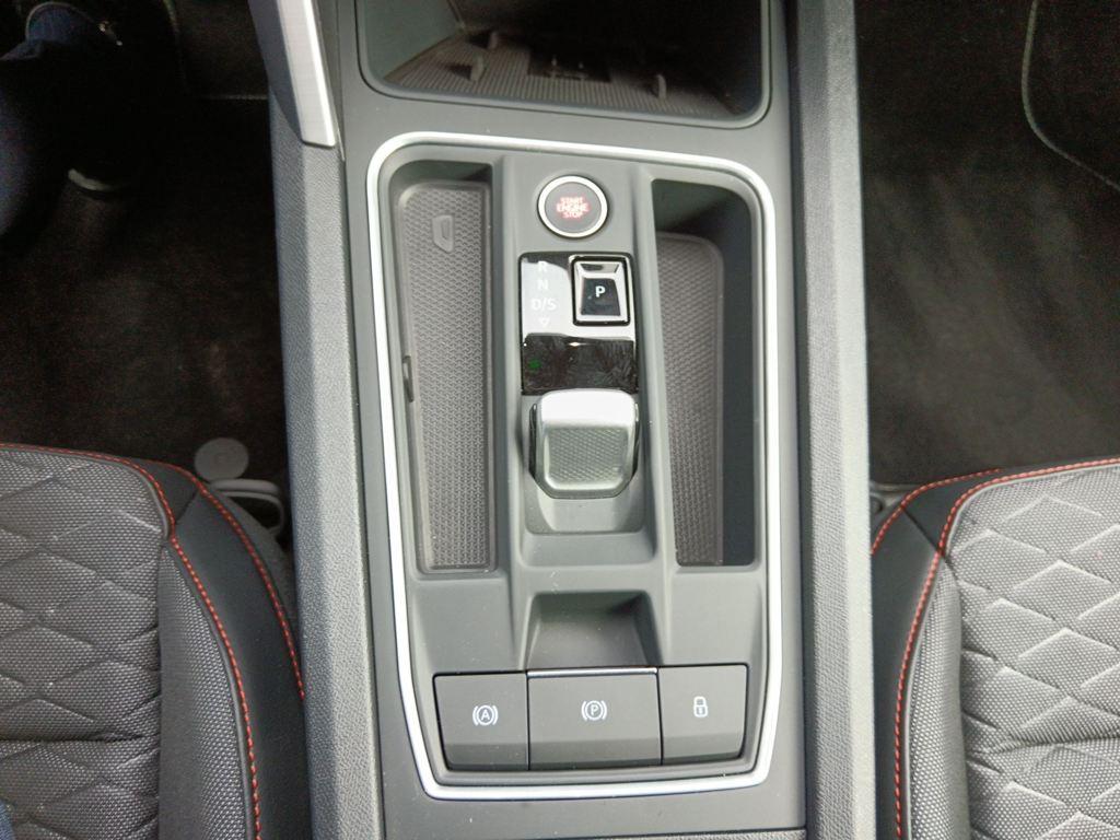 SEAT León ST 1.5 eTSI FR Special Edition DSG 85 kW (116 CV) - 8