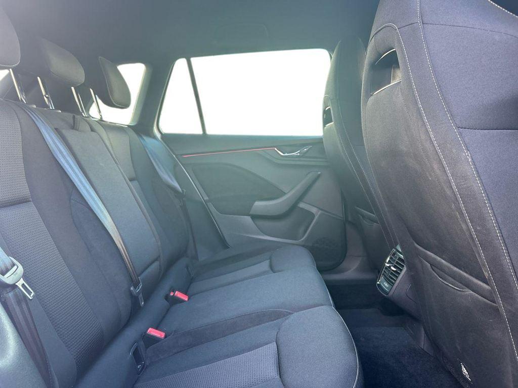 Skoda Kamiq 1.5 TSI Plus DSG 110 kW (150 CV) - 5